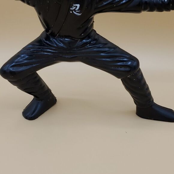 Ninja Figure  - Picture 4 of 6